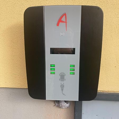 Hotel-Gasthof Zur Post Velburg Zewnętrze zdjęcie