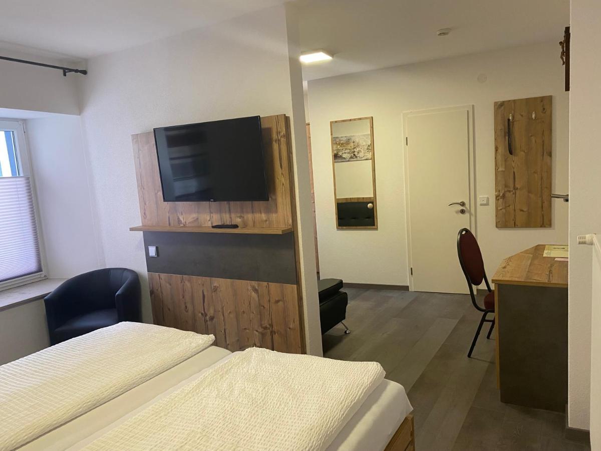 Hotel-Gasthof Zur Post Velburg Zewnętrze zdjęcie