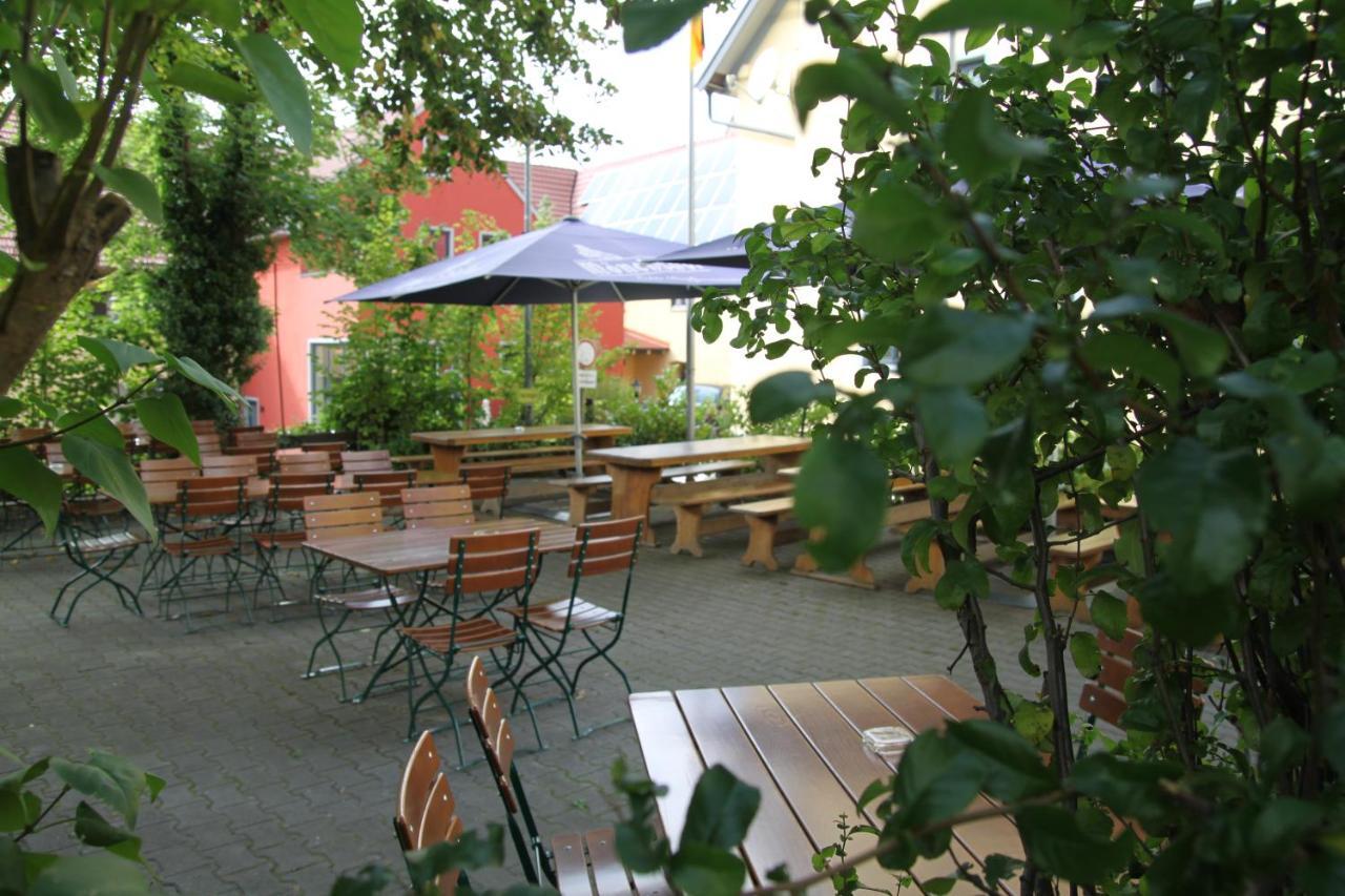 Hotel-Gasthof Zur Post Velburg Zewnętrze zdjęcie