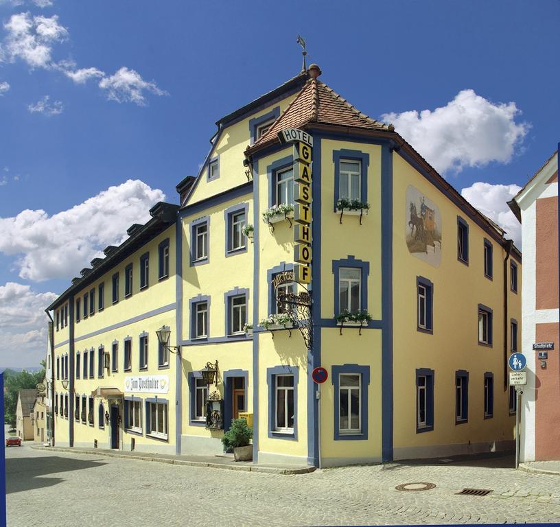 Hotel-Gasthof Zur Post Velburg Zewnętrze zdjęcie