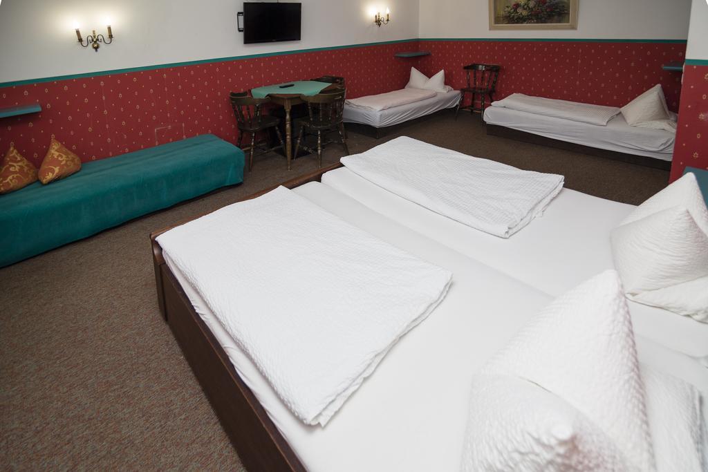 Hotel-Gasthof Zur Post Velburg Pokój zdjęcie